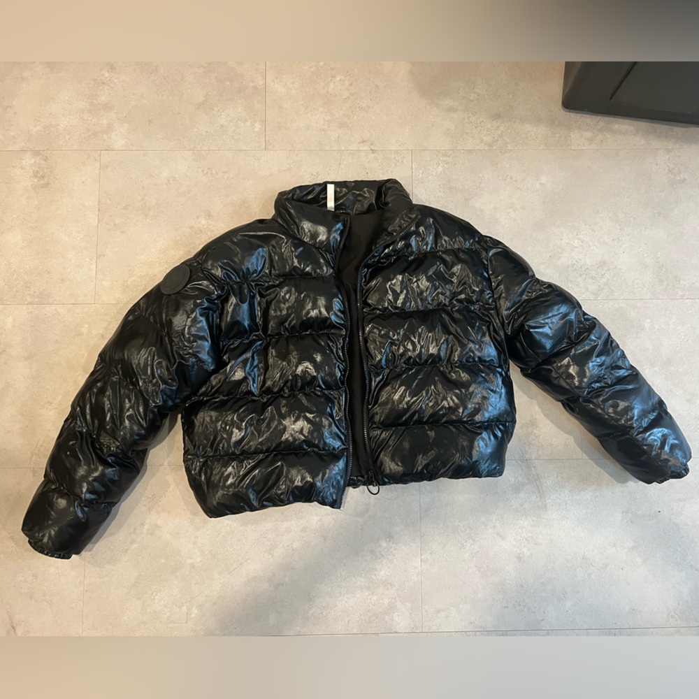 Fabletics Arden Wander Puffer Coat (cropped)